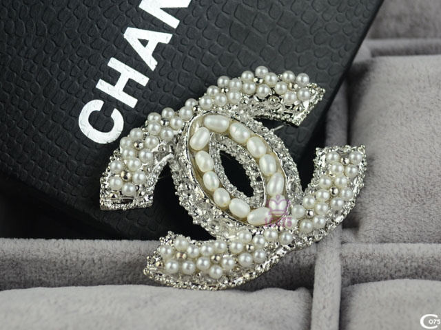 Spilla Chanel Modello 320